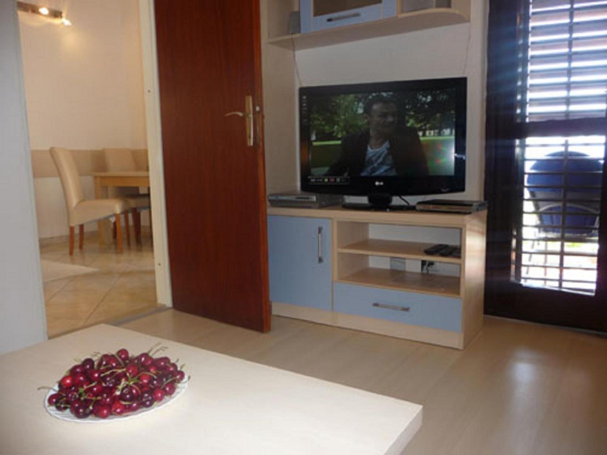 Apartments Lavica Podstrana Pokoj fotografie
